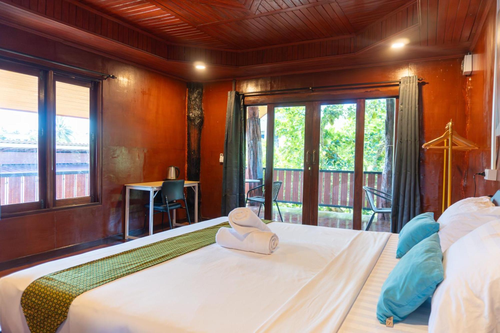 Chill Out Resort Ko Lanta Esterno foto